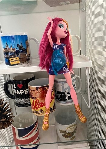 Parlak Çok Renkli Oyuncak Bebek - Görsel 4