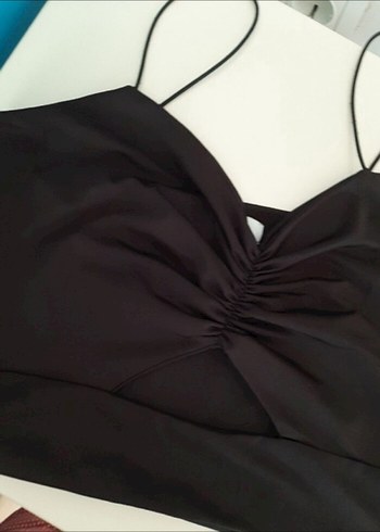 Siyah İnce Askılı Crop Top - Görsel 3