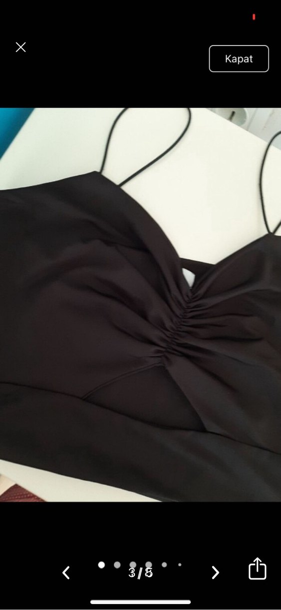 Siyah İnce Askılı Crop Top - Görsel 3