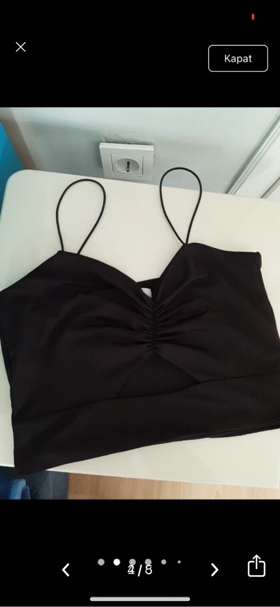 Siyah İnce Askılı Crop Top - Görsel 4
