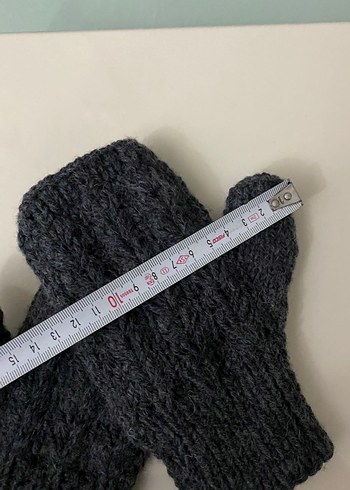 Gri Örgü Parmaksız Kadın Eldiveni - Görsel 3