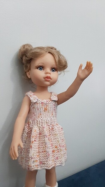 Barbie Paola Reina elbise ,çorap ( BEBEK DAHİL DEĞİLDİR ?)