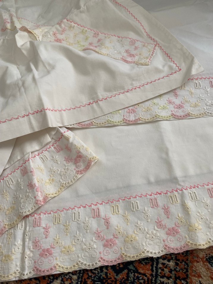 Fistolu , pikolu beyaz  Pastel Nevresim Takımı - Görsel 3