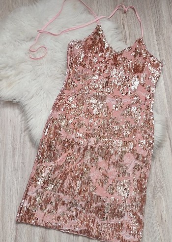 Pembe kadife pullu abiye
Boy 85
İki gögus uzeri kol alti 40cm - Görsel 2