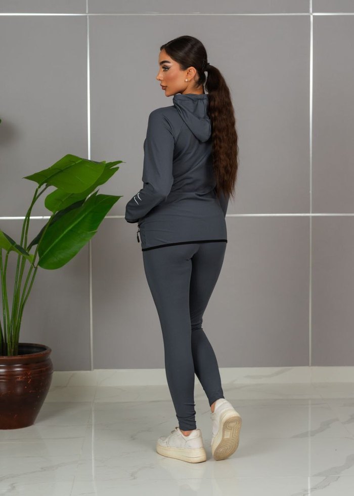 Siyah Fermuarlı Kadın Eşofman Üstü - Görsel 5