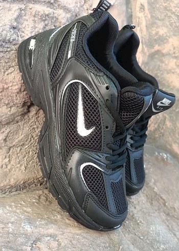 Siyah Nike Air Kadın Spor Ayakkabı - Görsel 2