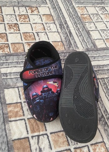 Kayışlı Baskılı Erkek Çocuk Terliği - Görsel 3