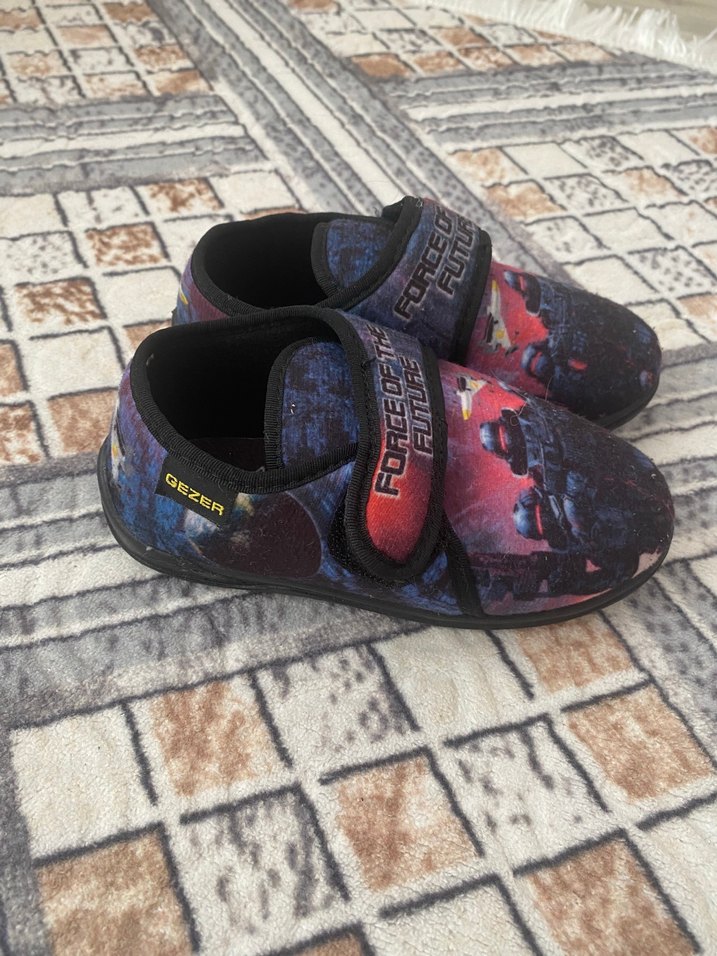 Kayışlı Baskılı Erkek Çocuk Terliği - Görsel 2