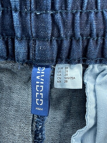 28 Beden mavi Renk H&M Jean / Kot %70 İndirimli.