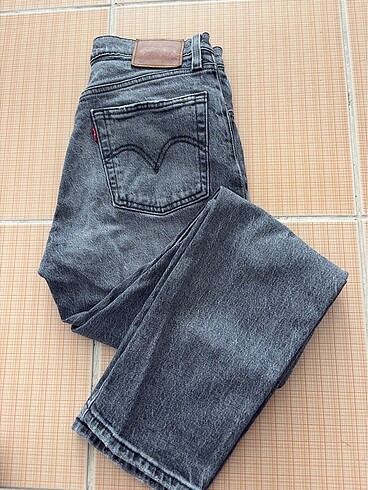 Levis 36