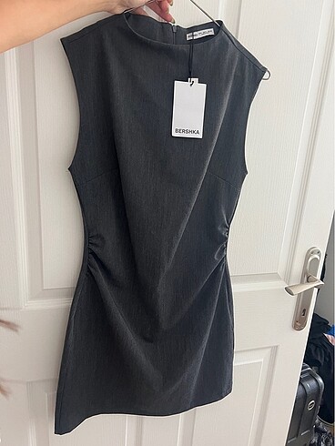 Bershka elbise