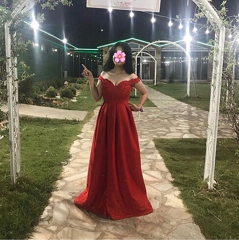 KIRMIZI KAYIK YAKA ABİYE