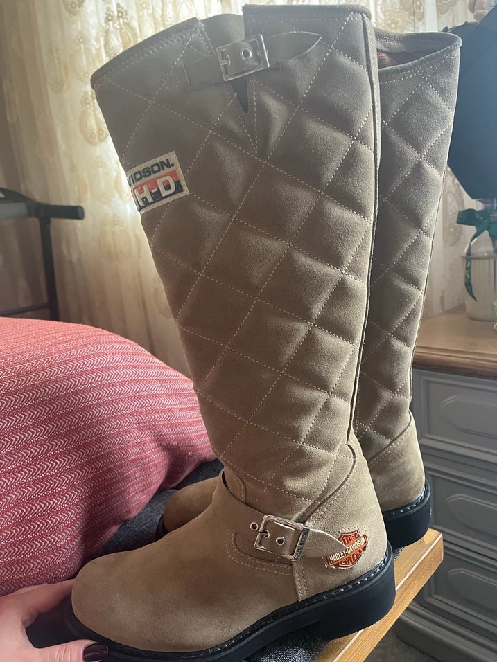 Kahverengi Süet Tokalı Kadın Diz Boyu Bot - Görsel 2