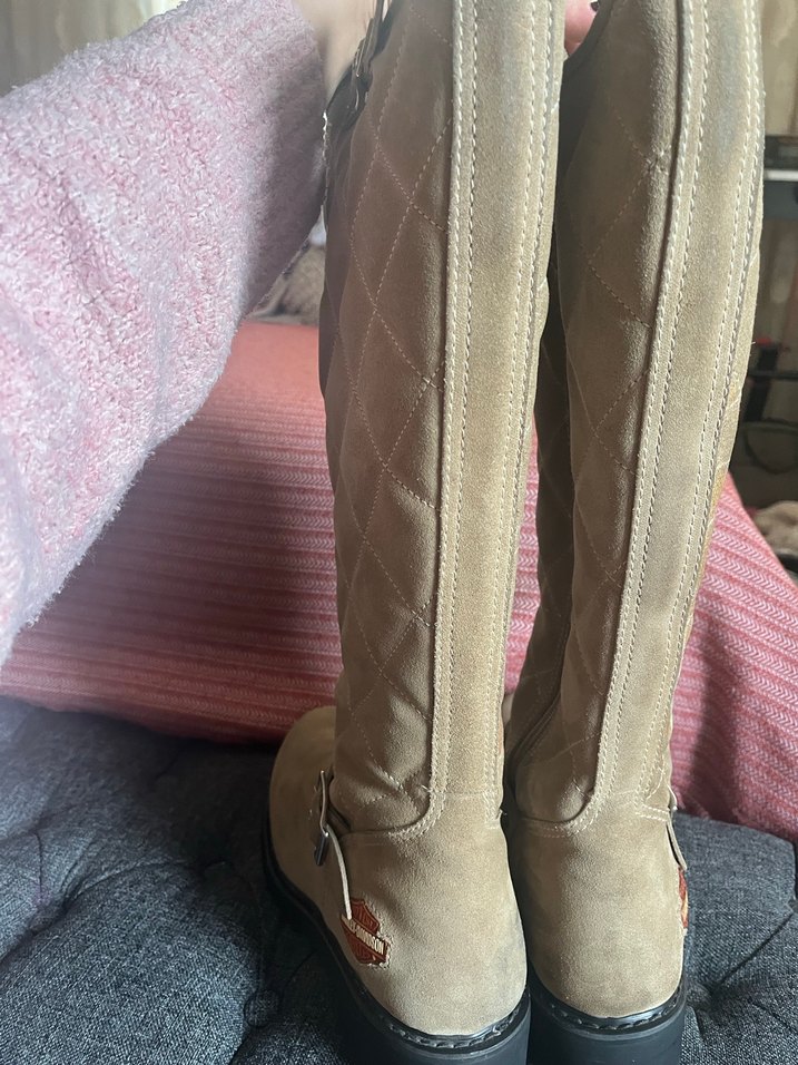 Kahverengi Süet Tokalı Kadın Diz Boyu Bot - Görsel 3