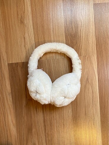 Peluş kulak koruyucu