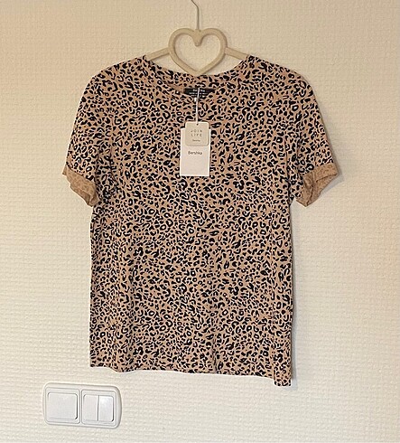 Bershka tişört