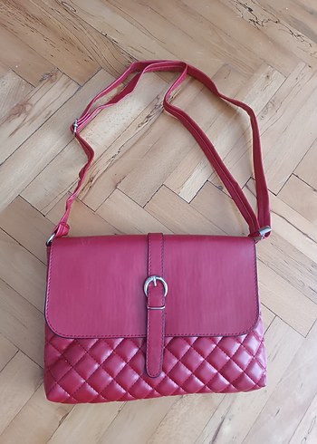 Bordo Kadın Çanta Tokalı