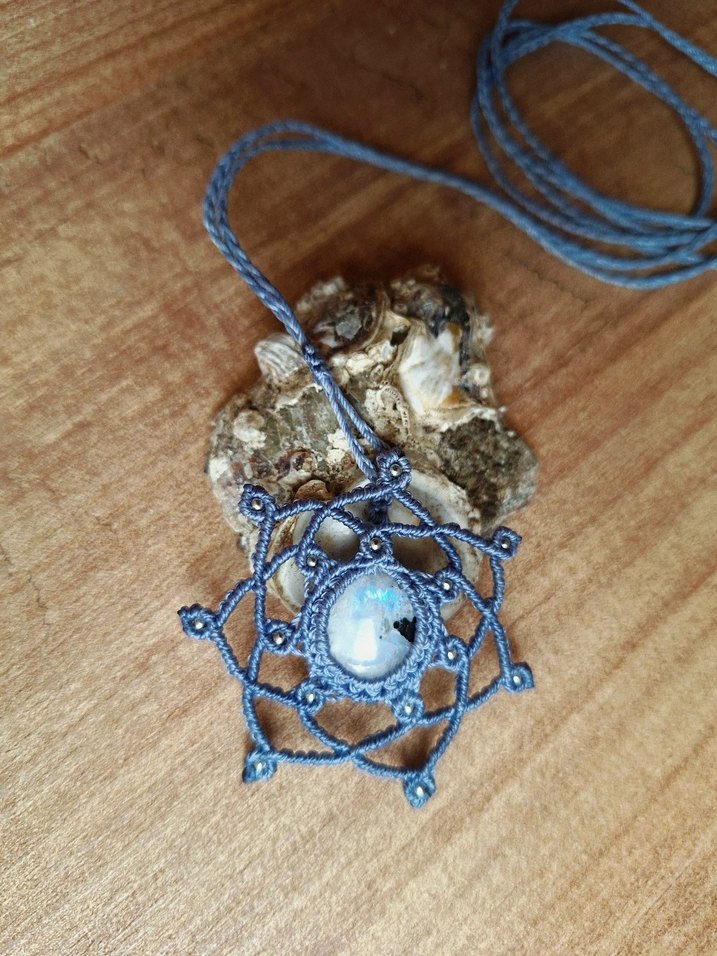 Aytaşı Rüzgar Gülü Kolye - Görsel 2