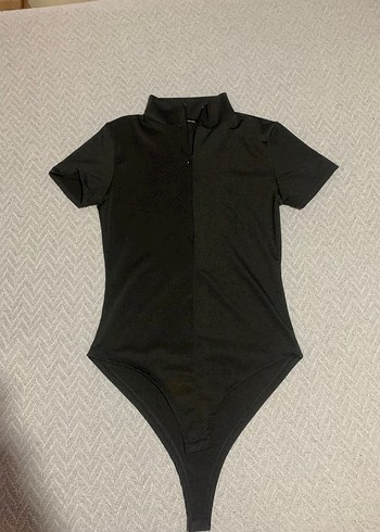 Siyah Yarım Balıkçı Yaka Kısa Kollu Bluz