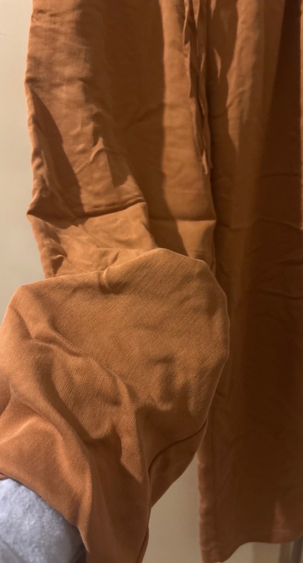 Kadın Kahverengi Kuşaklı Saten Pantolon - Görsel 4