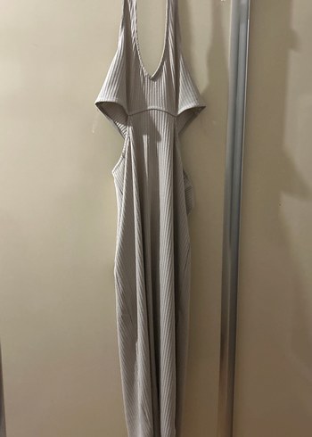 Bej vücudu saran midi elbise - Görsel 2