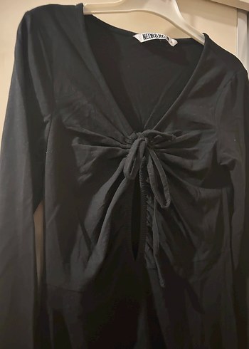 Siyah diz üstü dekolteli elbise - Görsel 5