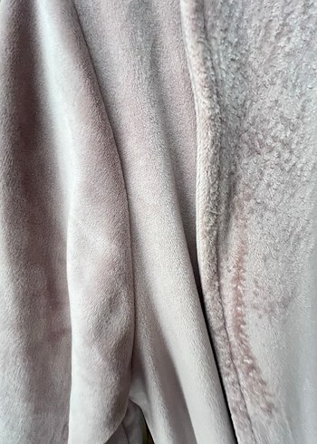 Oysho sabahlık
Pembe Midi Kadın Bornoz/
1-2kez giyildi yeni gibi - Görsel 6