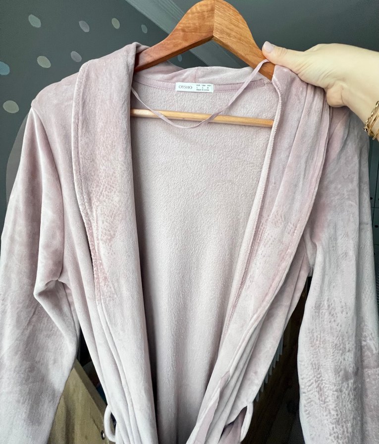 Oysho sabahlık
Pembe Midi Kadın Bornoz/
1-2kez giyildi yeni gibi - Görsel 5