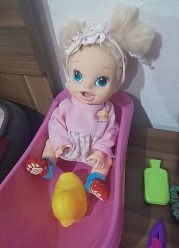 Beden Baby alive Hasbro bebek oyuncak