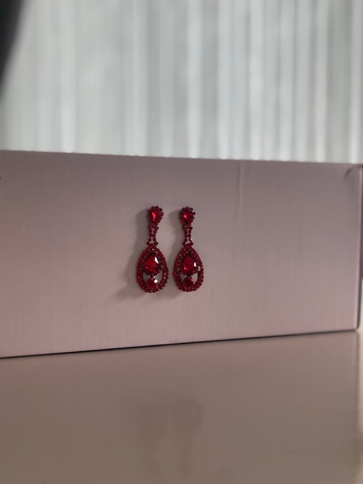 Kırmızı Uzun Kına Küpeler - Görsel 2