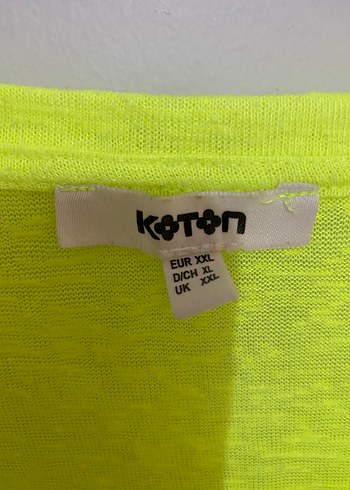 Sarı V Yaka Kısa Kollu Tişört - Görsel 2