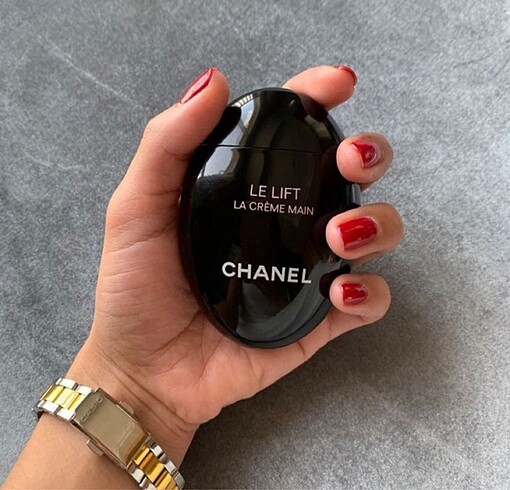Chanel El Kremi