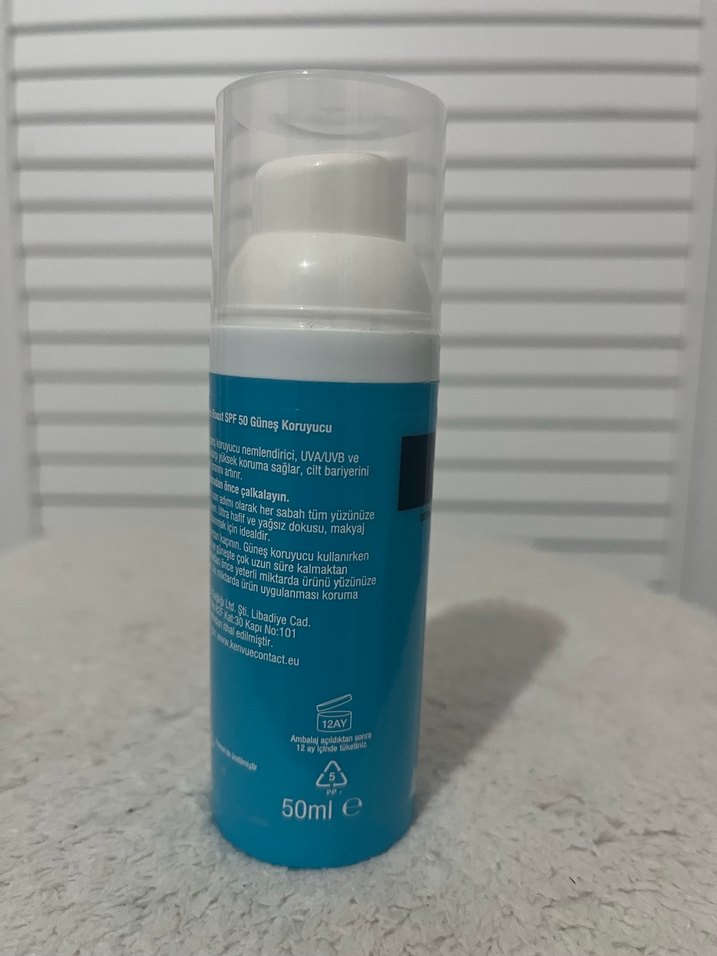 Neutrogena Hydro Boost SPF50 Güneş Koruyucu Nemlendirici - Görsel 3