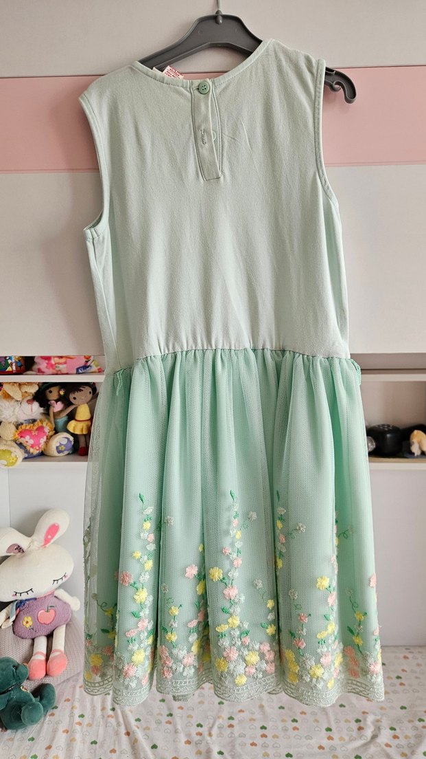 Yeşil Nakışlı Kolsuz Kız Elbisesi - Görsel 4