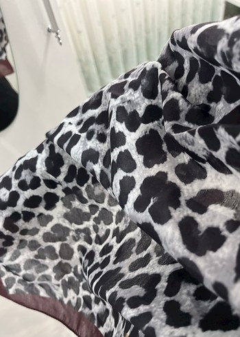 Diğer Leopar desenli pamuk şal