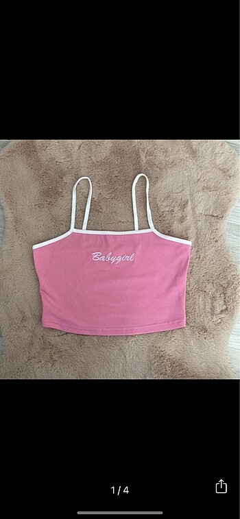 Babygirl crop