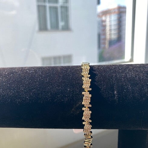 Taşlı Bileklik