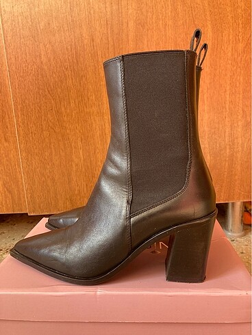 Zara bot
