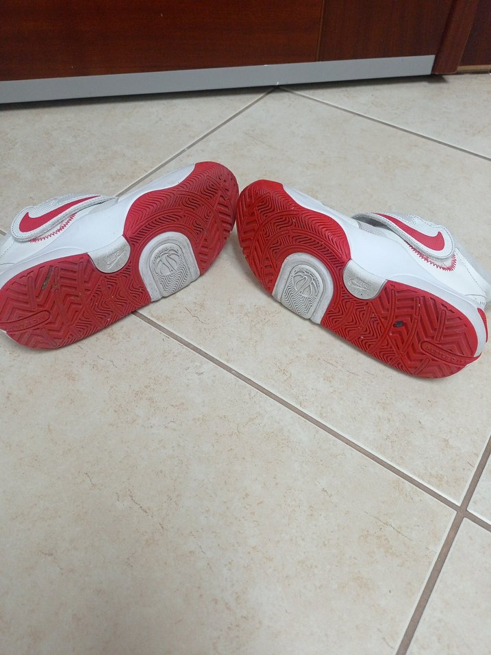 Gri Beyaz Çocuk Spor Ayakkabı - Görsel 4