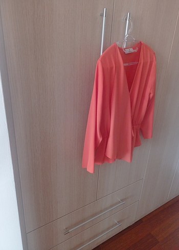 turuncu V Yaka Drapeli - Görsel 4