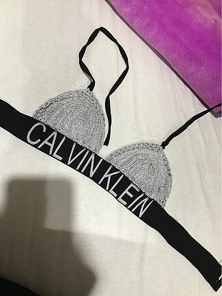 Gümüş örme bikini