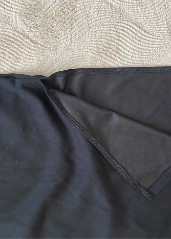 Düz Siyah Yırtmaçlı Etek - Görsel 2