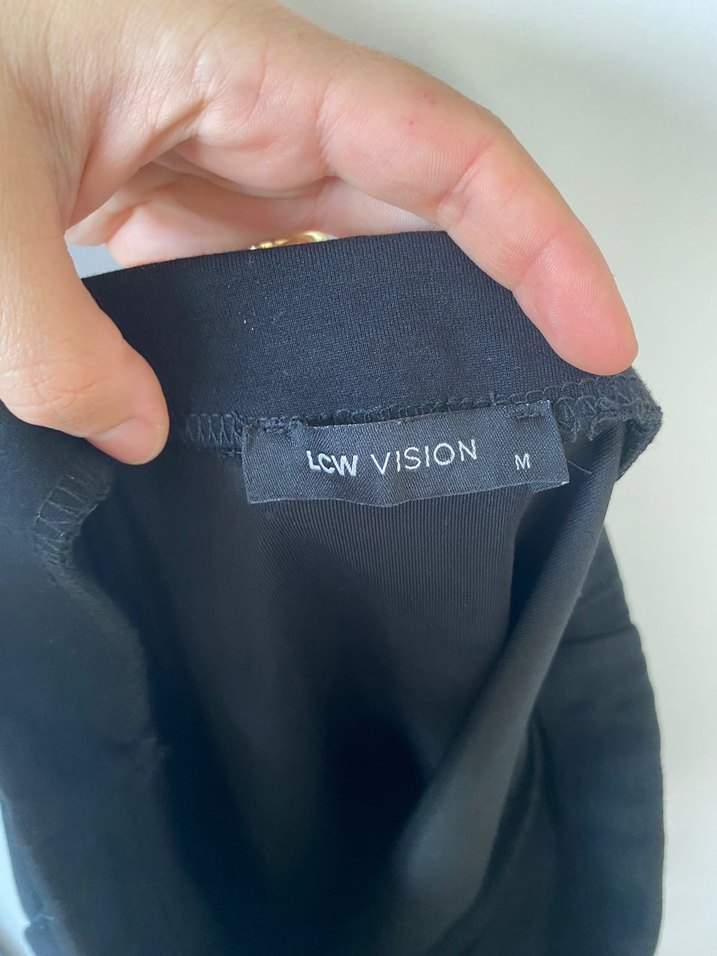 Düz Siyah Yırtmaçlı Etek - Görsel 3