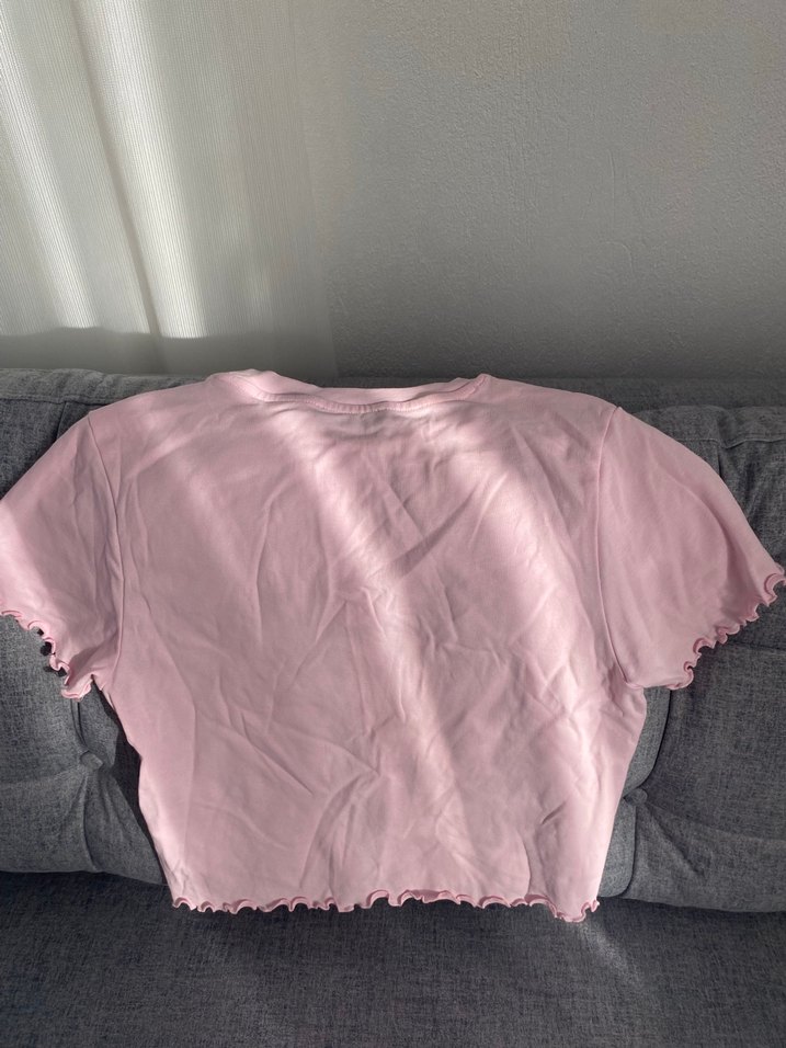 Pembe Kısa Kollu Fırfırlı Kadın Tişört - Görsel 2