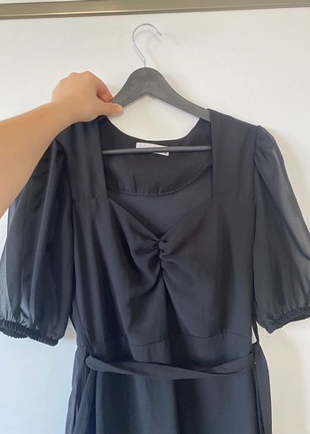 Siyah Midi Uzunlukta Rahat Kesim Elbise - Görsel 2