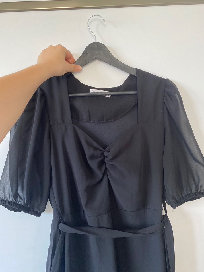 Siyah Midi Uzunlukta Rahat Kesim Elbise - Görsel 2