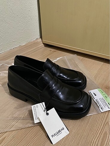 Pull and bear Loafer