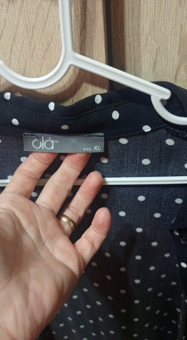 Siyah Puantiyeli Uzun Kollu Gömlek - Görsel 3