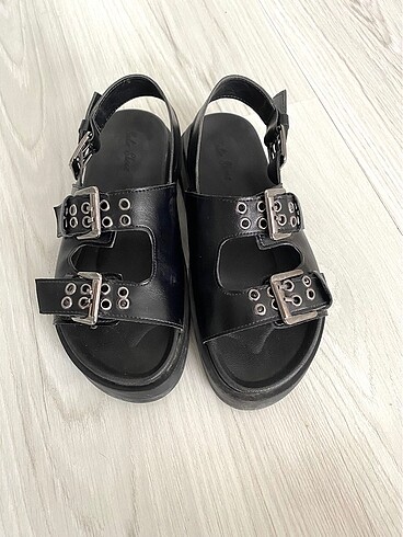 36 Beden siyah Renk 36 numara