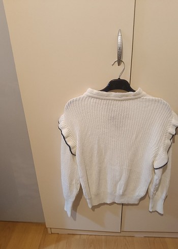 Nakışlı Beyaz Örgü Mini Kazak - Görsel 4